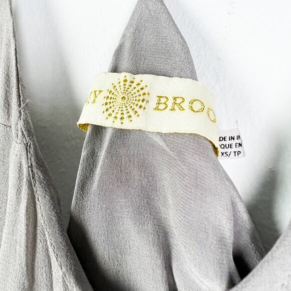 Ramy Brook grey silver silk beaded tank top Size XS flaws - Picture 8 of 10